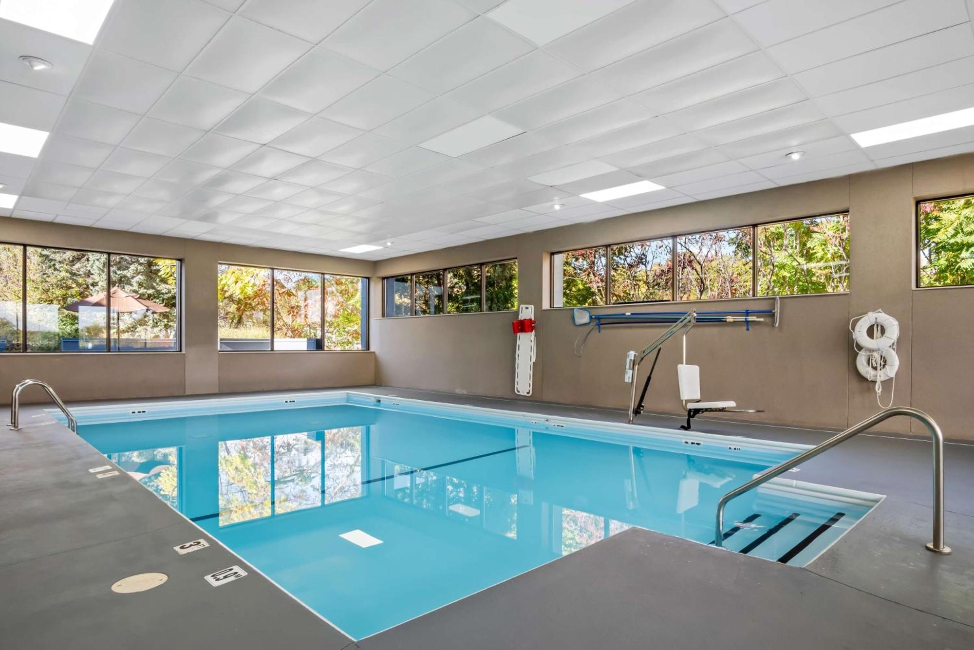 Surestay Plus Hotel By Best Western Stevensville St Joseph Exterior photo