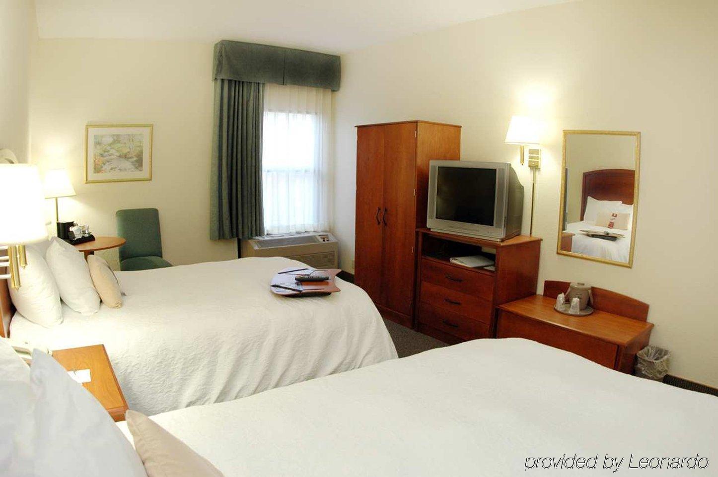 Surestay Plus Hotel By Best Western Stevensville St Joseph Room photo